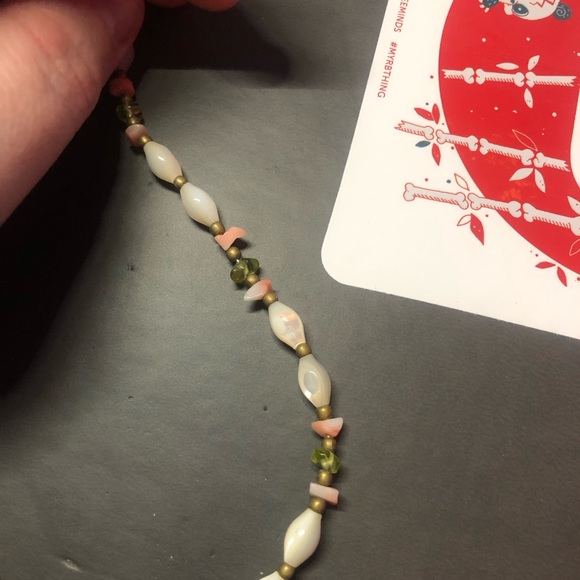 Hawaiian Shell Beaded Necklace - Picture 3 of 5